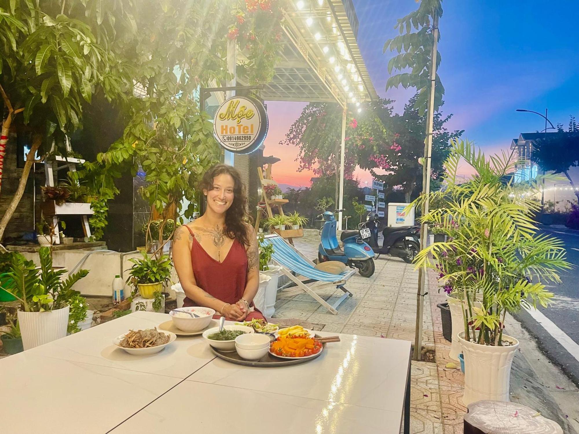 Moc Homestay- Near Bai Dai Beach Cam Lam Kültér fotó