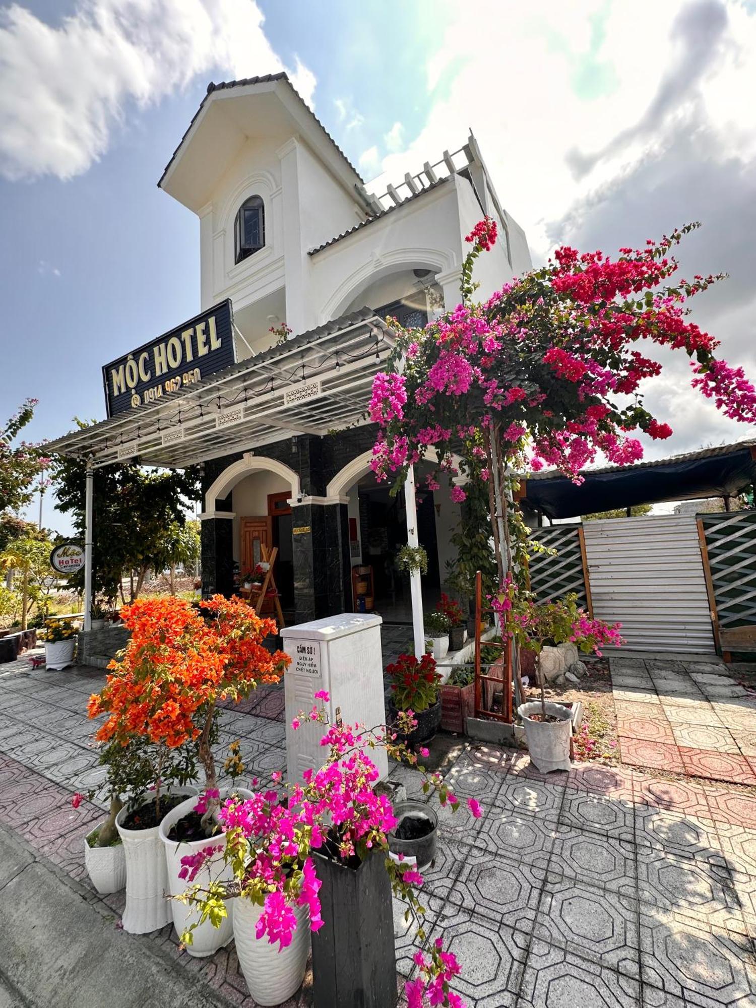 Moc Homestay- Near Bai Dai Beach Cam Lam Kültér fotó